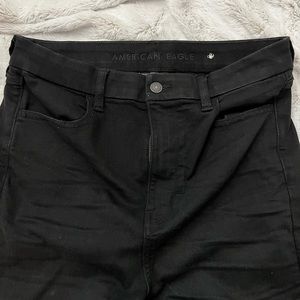 🖤AMERICAN EAGLE Next Level Stretch high waisted skinny jeans🖤